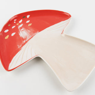 Porcelain Mushroom Plates - BAM Party and Events