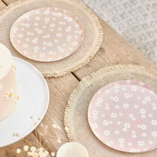 Ditsy Daisy Plates - BAM Party and Events