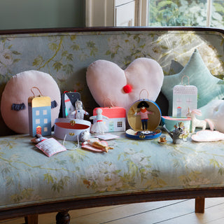 Astronaut Mini Suitcase Doll - BAM Party and Events