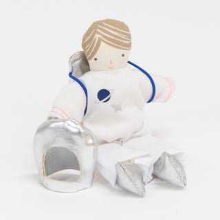 Astronaut Mini Suitcase Doll - BAM Party and Events