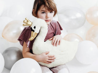Lovely Swan Pillow - BAM Party and Events